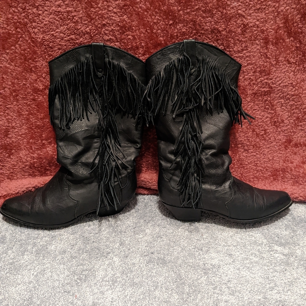 Dingo black fringe cowgirl boots size 6.5